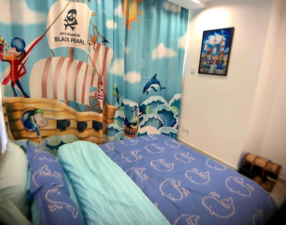 Legoland - 1-8 Pax Lego Themed House With Superhero, Pirates & Forest At Puteri Harbour, Encorp Marina, Iskandar, Legoland Джохор-Бару Экстерьер фото
